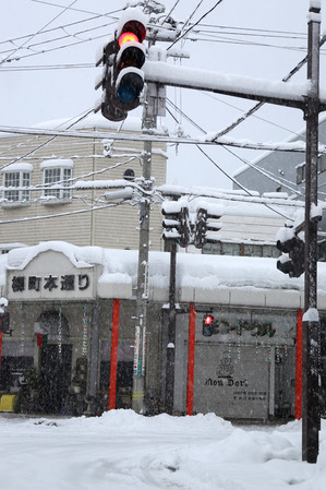 湯沢市積雪情報 2014.12.22.2 .jpg