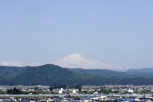 鳥海山写真2015.5.11 .jpg