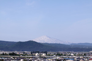 鳥海山写真2015.5.22 .jpg