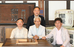 見学者2015.5.7.jpg