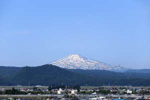 鳥海山写真2015.6.1 .jpg