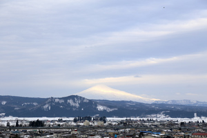 鳥海山写真2016.3.9.jpg