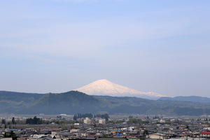 鳥海山写真  2019.5.9.jpg